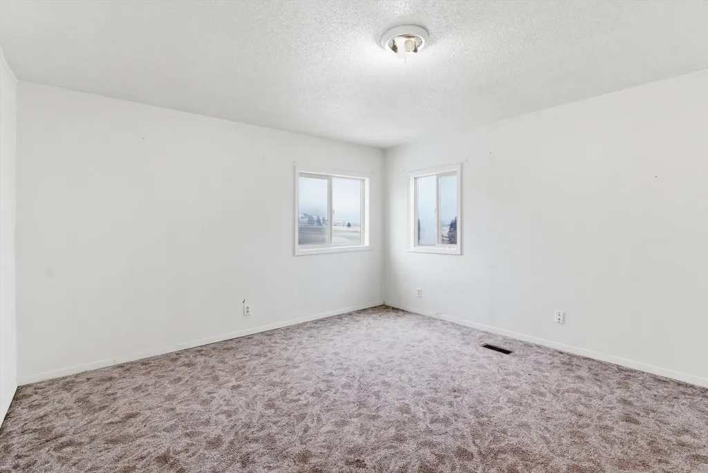 22250 Holy Cross Way Proctor MT 59929