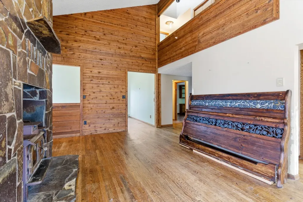 22250 Holy Cross Way Proctor MT 59929