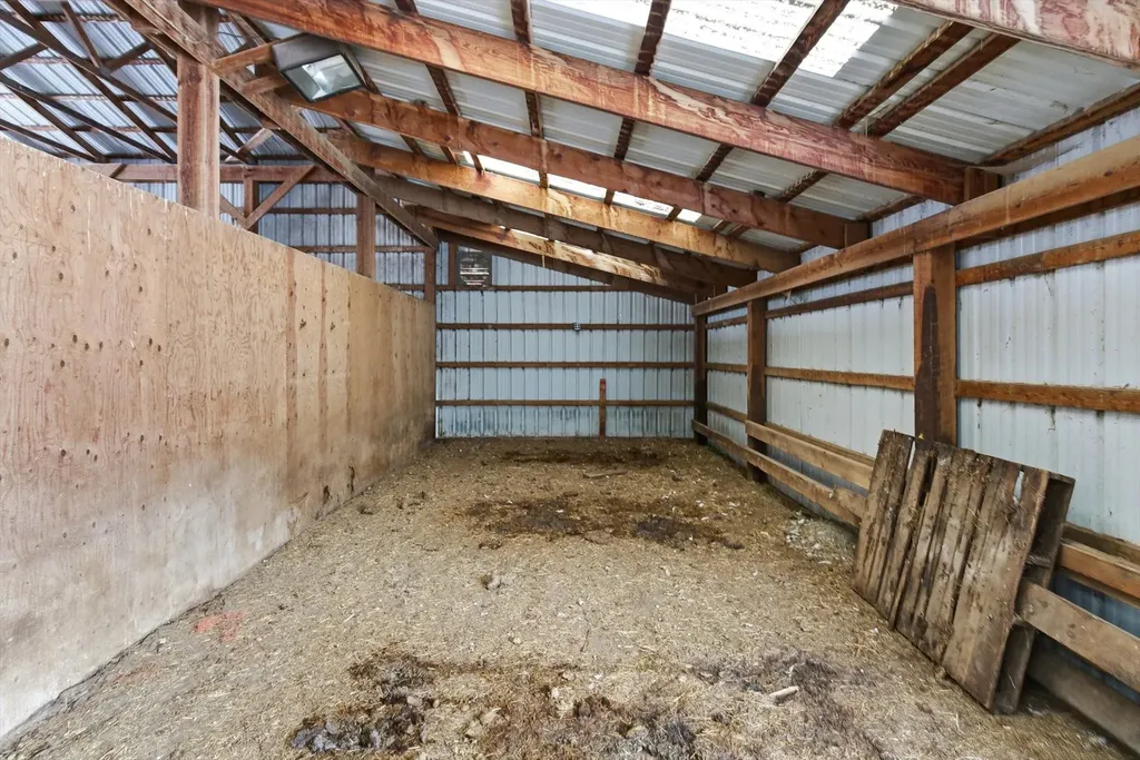 22250 Holy Cross Way Proctor MT 59929