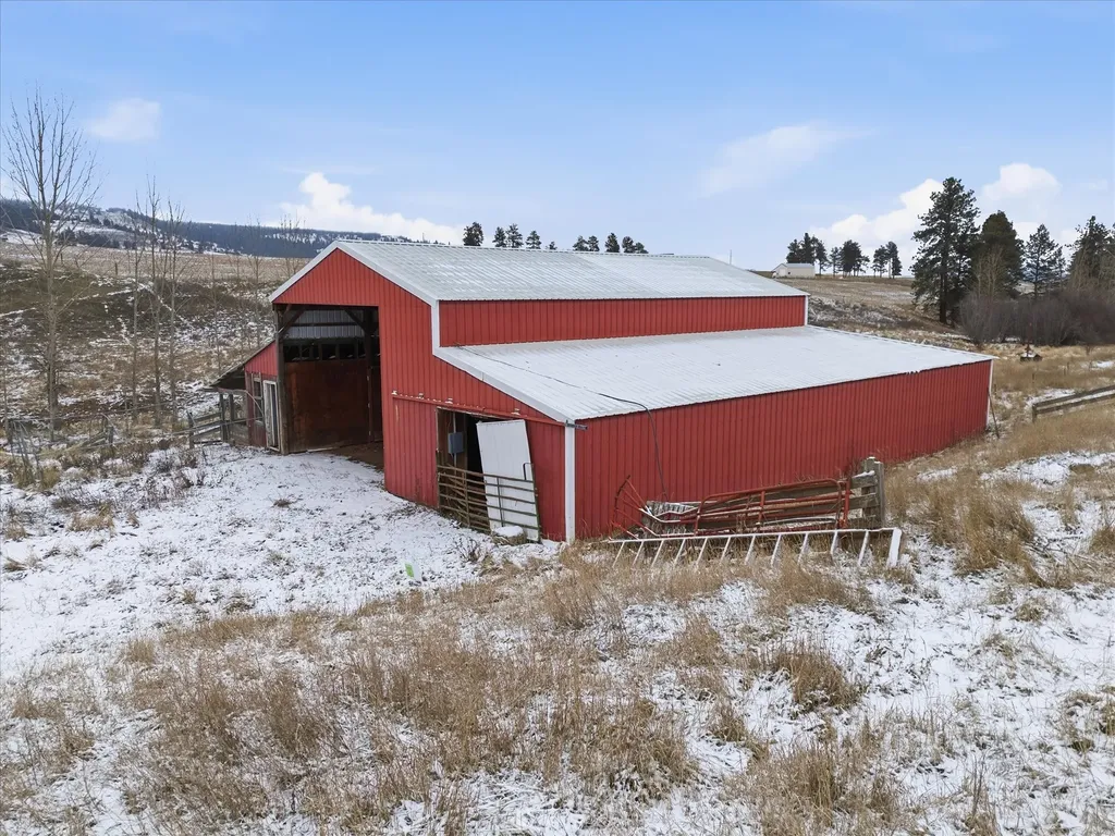 22250 Holy Cross Way Proctor MT 59929