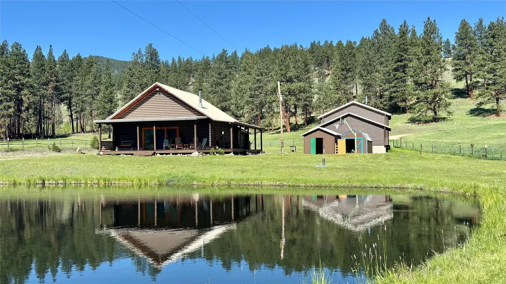 7601 Us Highway 93 S Sula MT 59871
