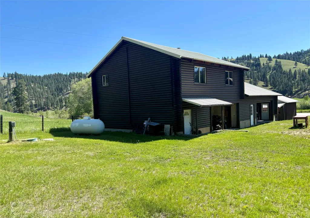 7601 Us Highway 93 S Sula MT 59871