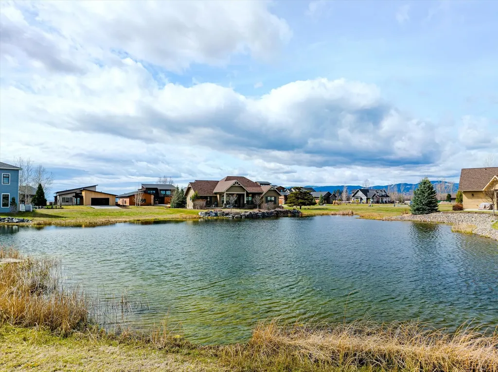 1114 Lake Pointe Drive Bigfork MT 59911
