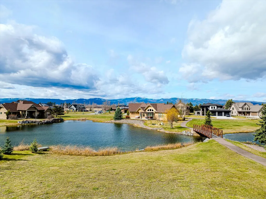 1114 Lake Pointe Drive Bigfork MT 59911