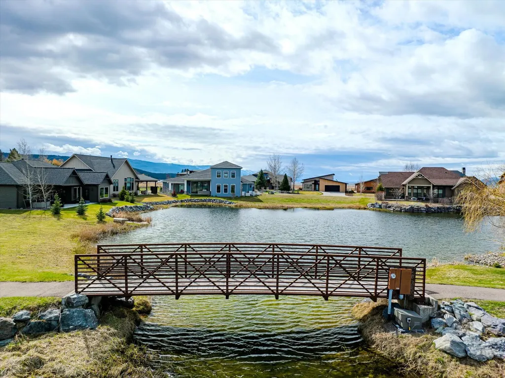 1114 Lake Pointe Drive Bigfork MT 59911