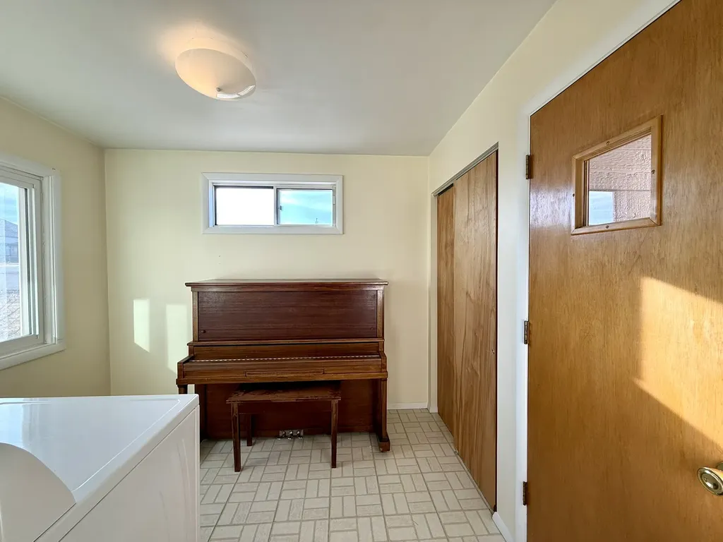 918 Fifth Street Deer Lodge MT 59722