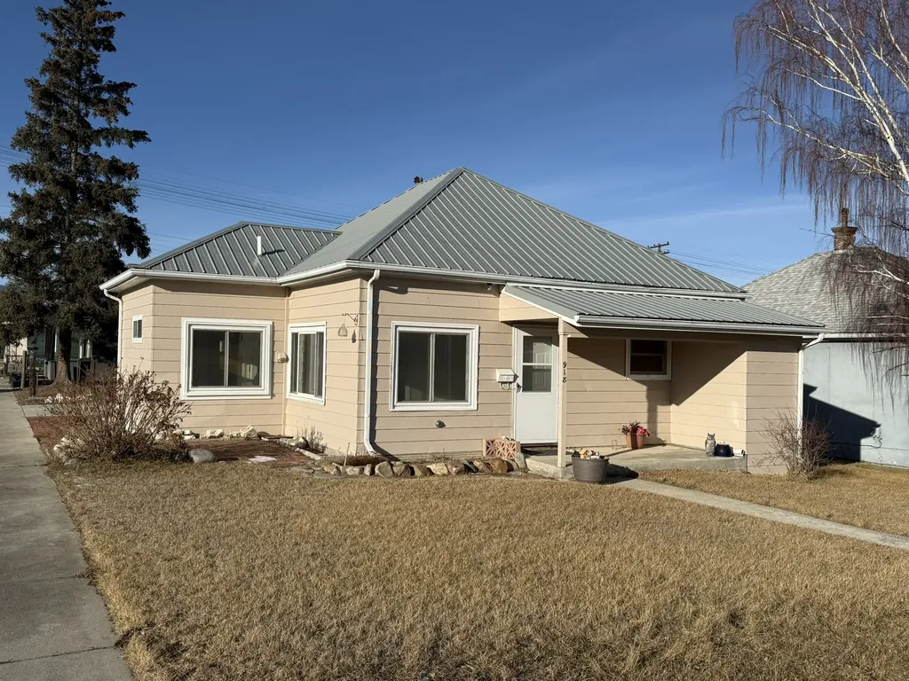 918 Fifth Street Deer Lodge MT 59722