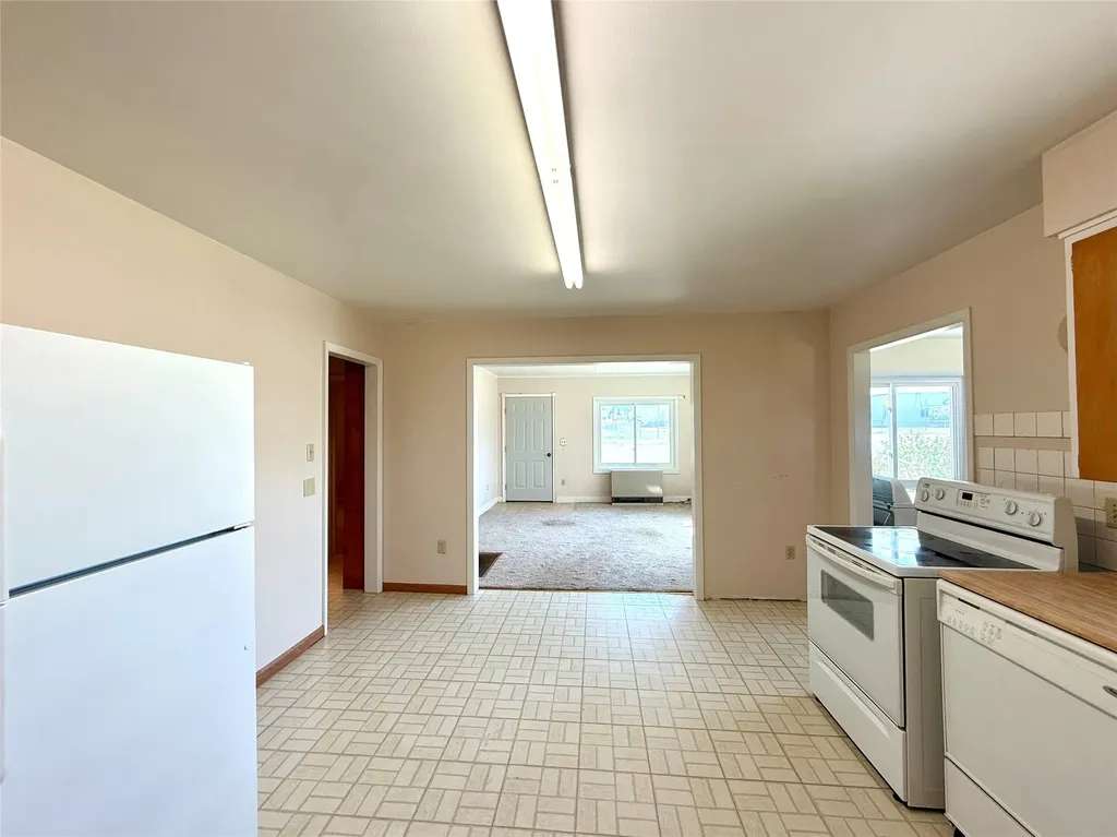 918 Fifth Street Deer Lodge MT 59722