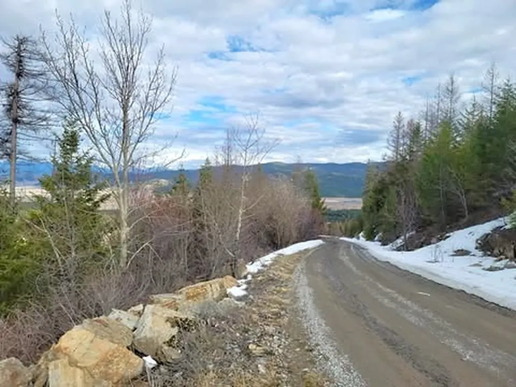 141 Eagle View Road Kila MT 59920