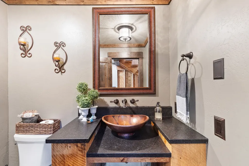 16485 Folsom Road Florence MT 59833