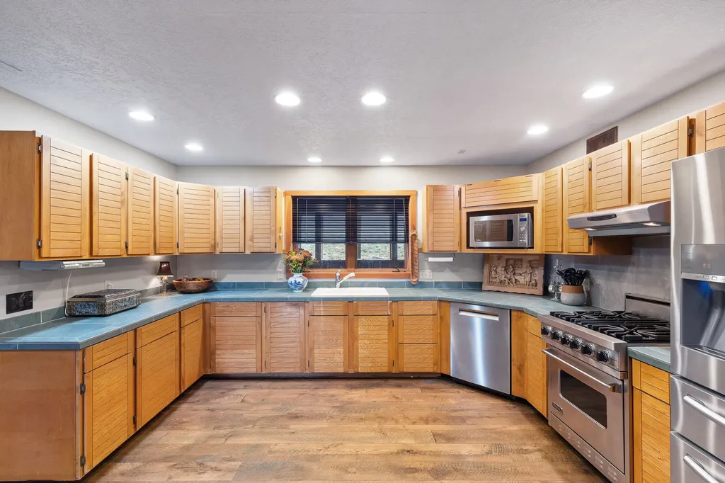 16485 Folsom Road Florence MT 59833