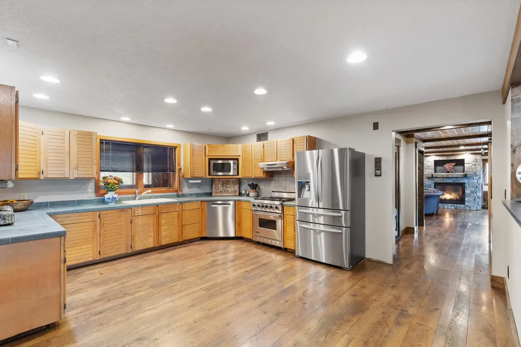 16485 Folsom Road Florence MT 59833
