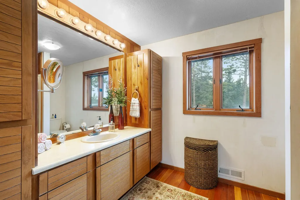 16485 Folsom Road Florence MT 59833