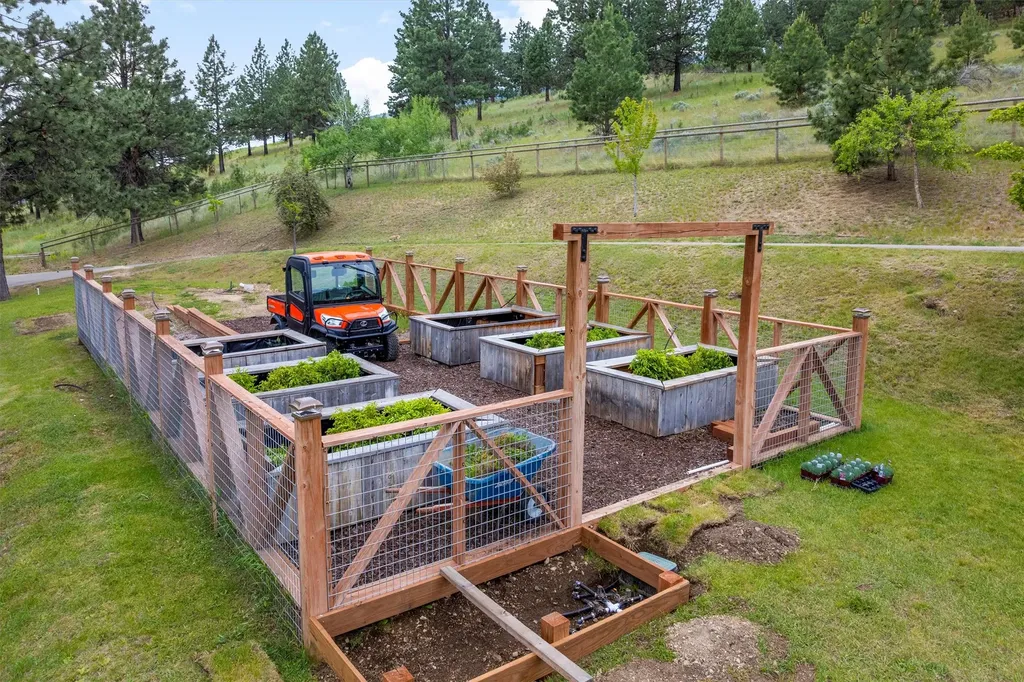 16485 Folsom Road Florence MT 59833
