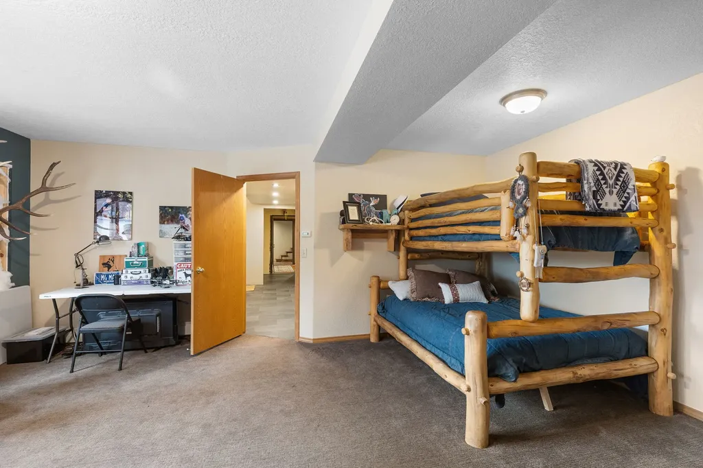 16485 Folsom Road Florence MT 59833