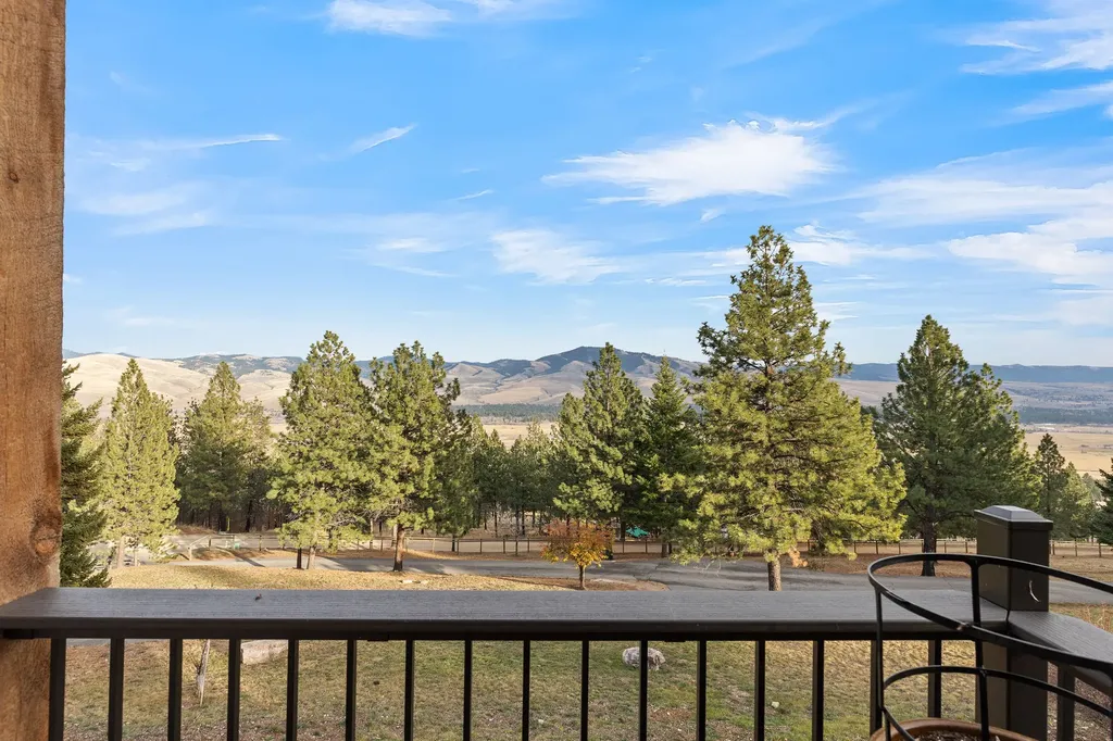 16485 Folsom Road Florence MT 59833