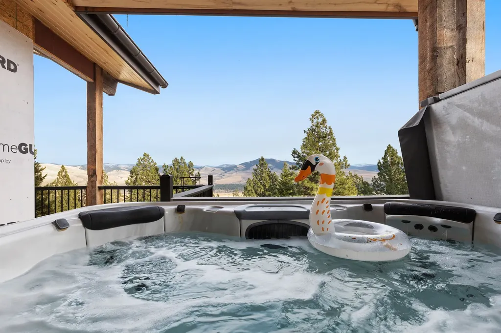 16485 Folsom Road Florence MT 59833