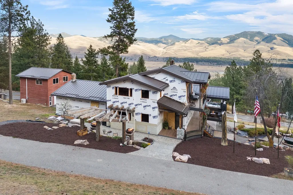 16485 Folsom Road Florence MT 59833