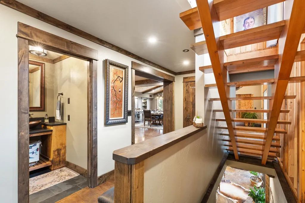 16485 Folsom Road Florence MT 59833