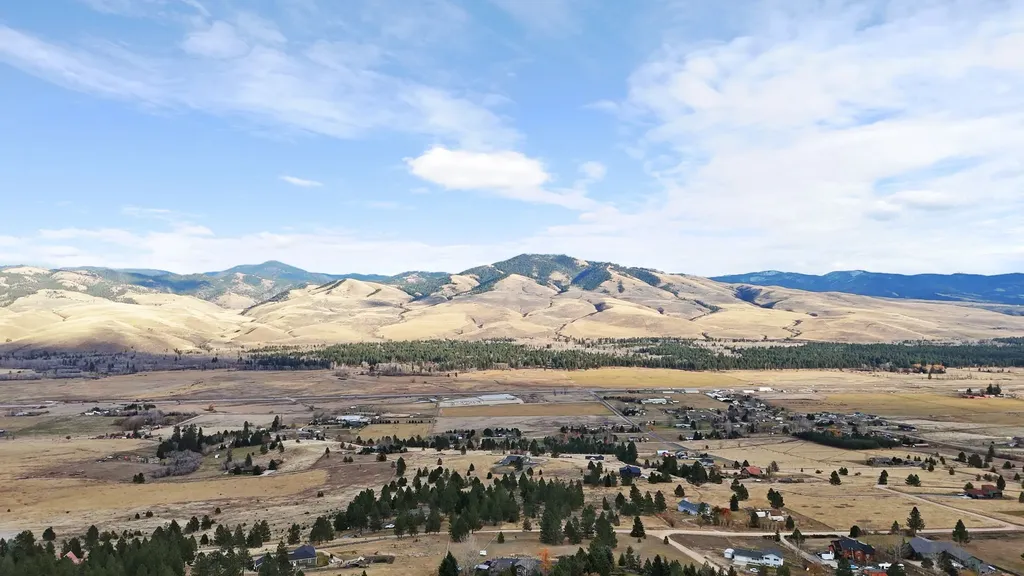 16485 Folsom Road Florence MT 59833