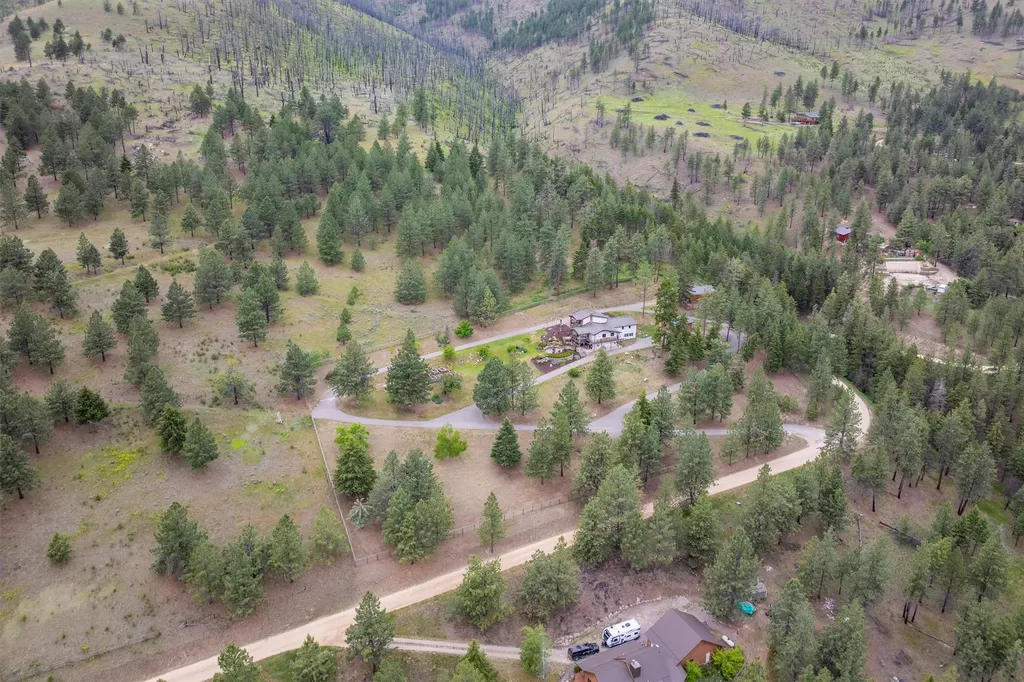 16485 Folsom Road Florence MT 59833