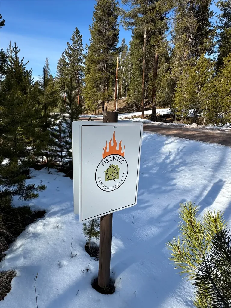 189 Timberlane Seeley Lake MT 59868