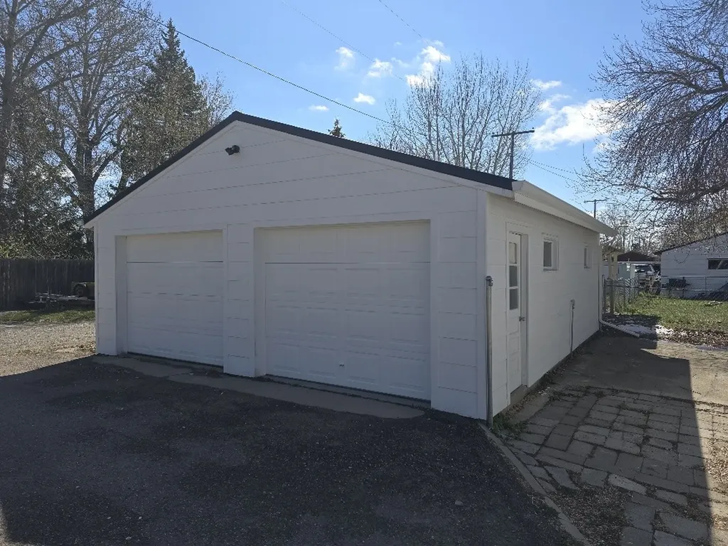 27 5th Avenue SW Choteau MT 59422