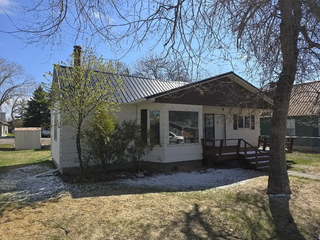 27 5th Avenue SW Choteau MT 59422