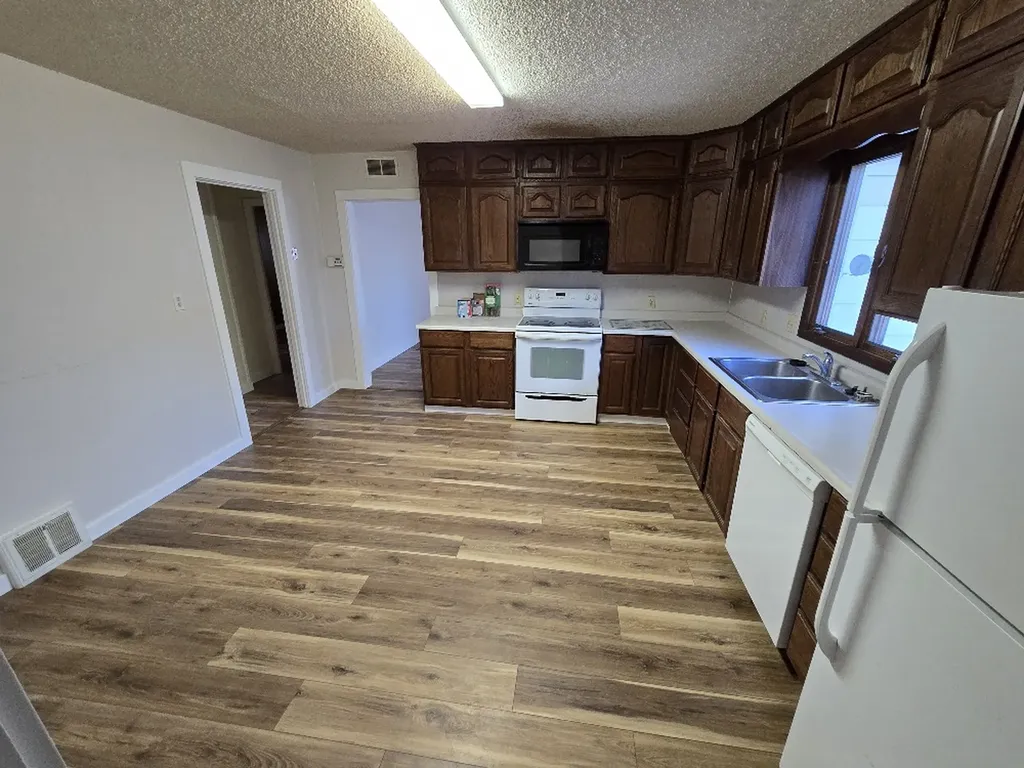 27 5th Avenue SW Choteau MT 59422