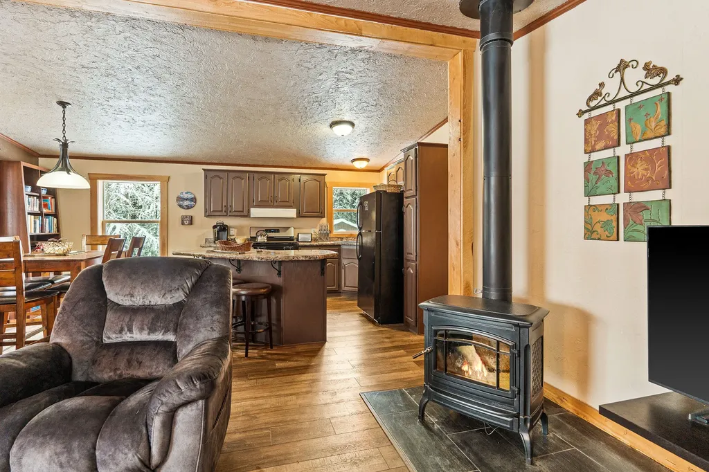 15633 North Fork Road Polebridge MT 59928