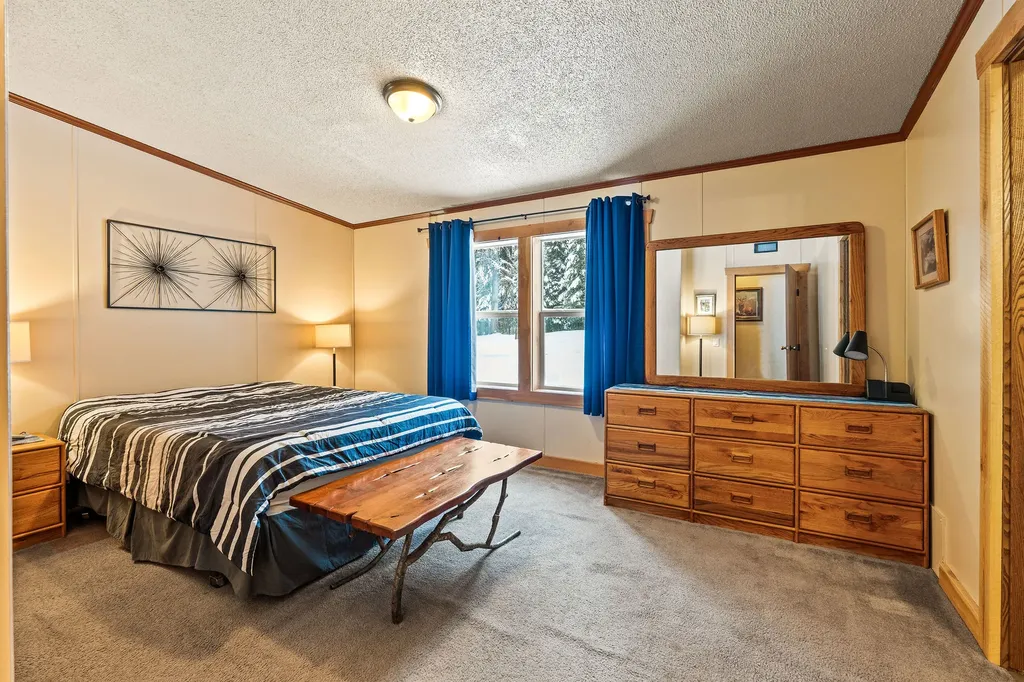 15633 North Fork Road Polebridge MT 59928