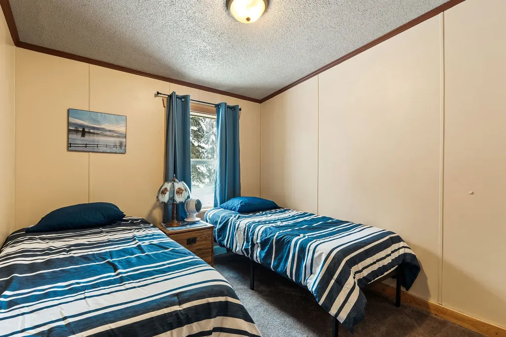 15633 North Fork Road Polebridge MT 59928