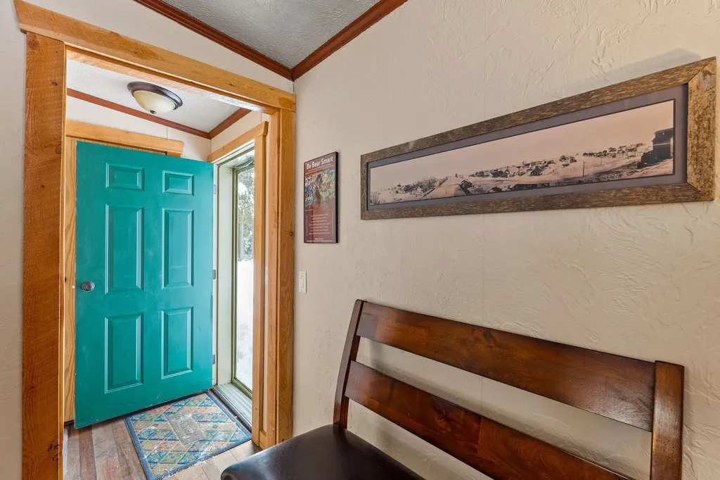 15633 North Fork Road Polebridge MT 59928