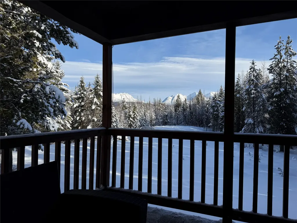15633 North Fork Road Polebridge MT 59928