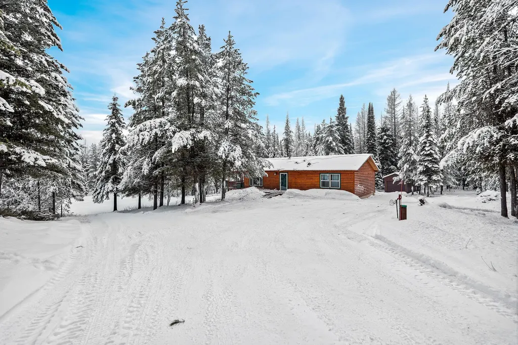 15633 North Fork Road Polebridge MT 59928