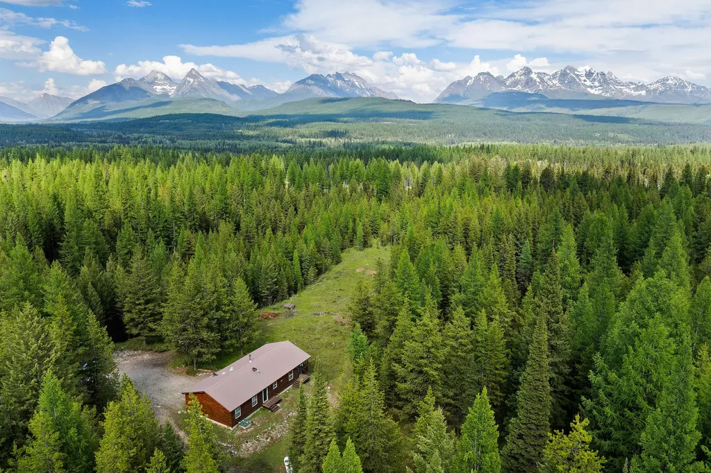 15633 North Fork Road Polebridge MT 59928