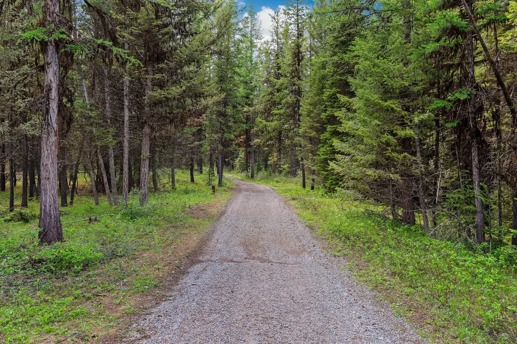 15633 North Fork Road Polebridge MT 59928