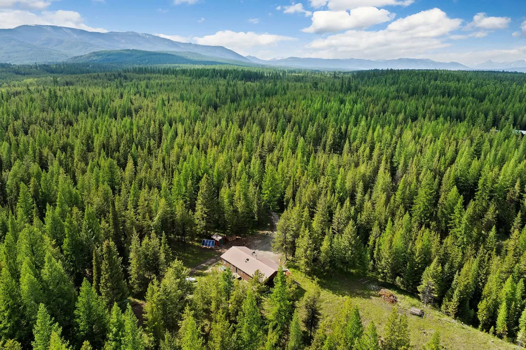 15633 North Fork Road Polebridge MT 59928