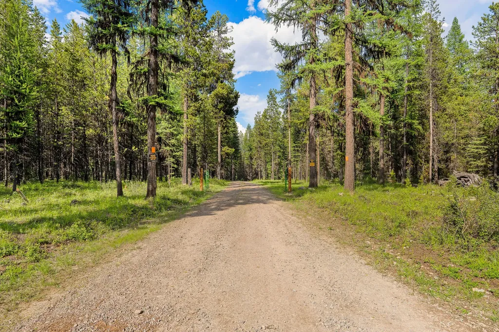 15633 North Fork Road Polebridge MT 59928