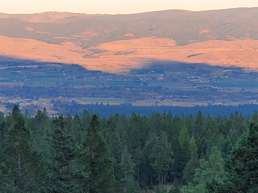 Na Elizabeth Road Victor MT 59875
