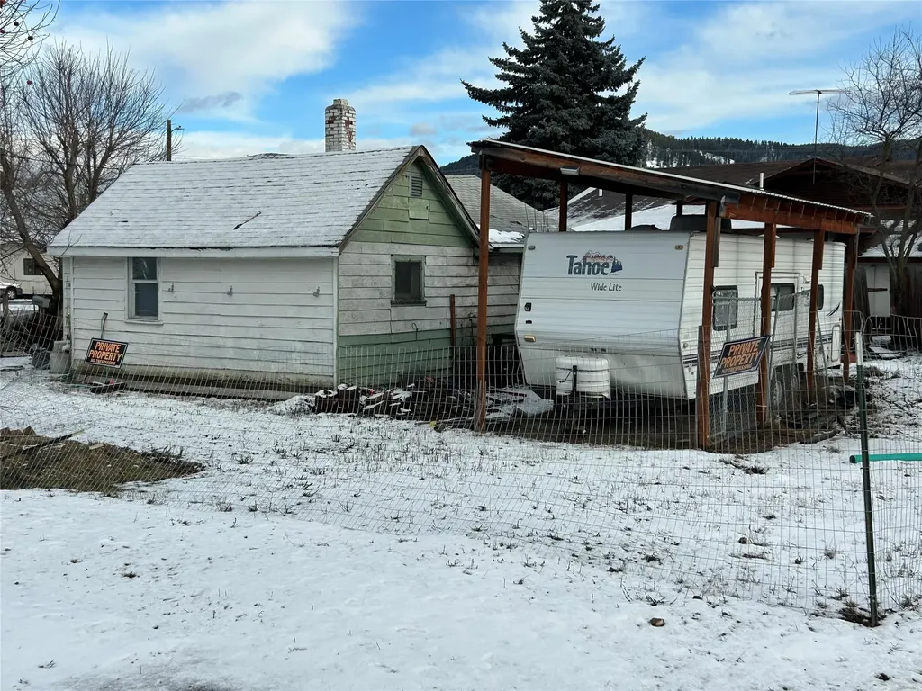 203 E 2nd Street Libby MT 59923