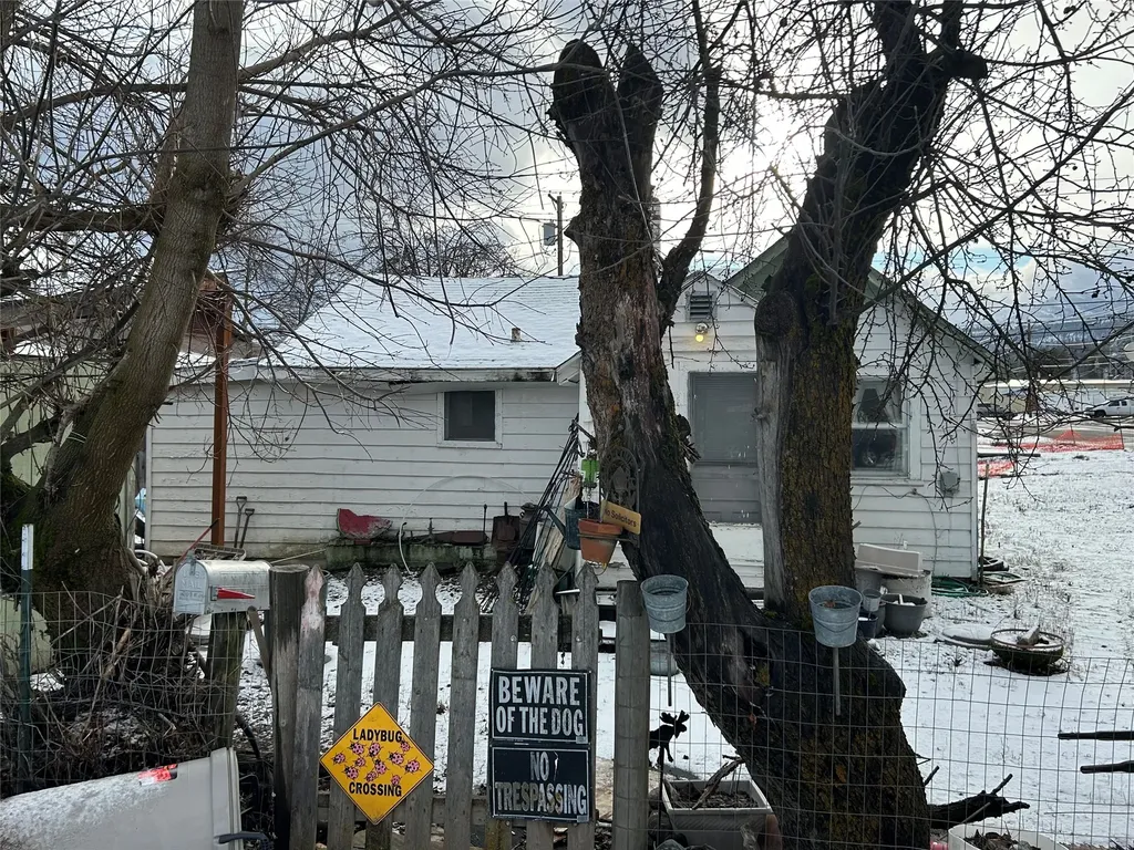 203 E 2nd Street Libby MT 59923