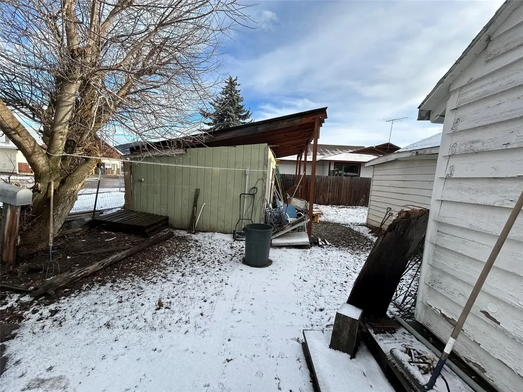 203 E 2nd Street Libby MT 59923