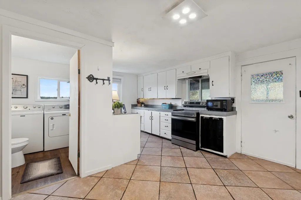 5464 Mt Highway 35 Kalispell MT 59901
