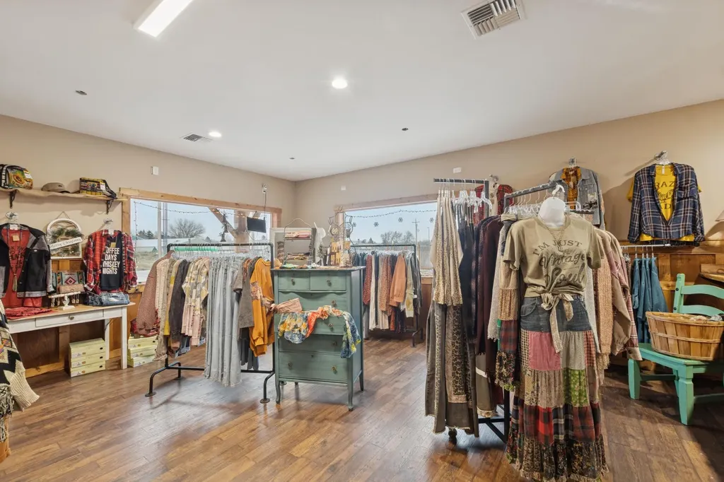 657 Us Highway 93 N Eureka MT 59917