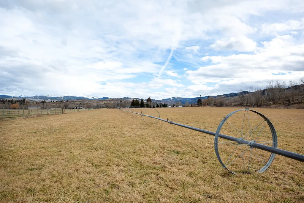 904 S Shoshone Loop Hamilton MT 59840