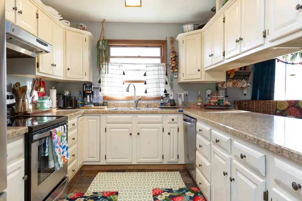 904 S Shoshone Loop Hamilton MT 59840
