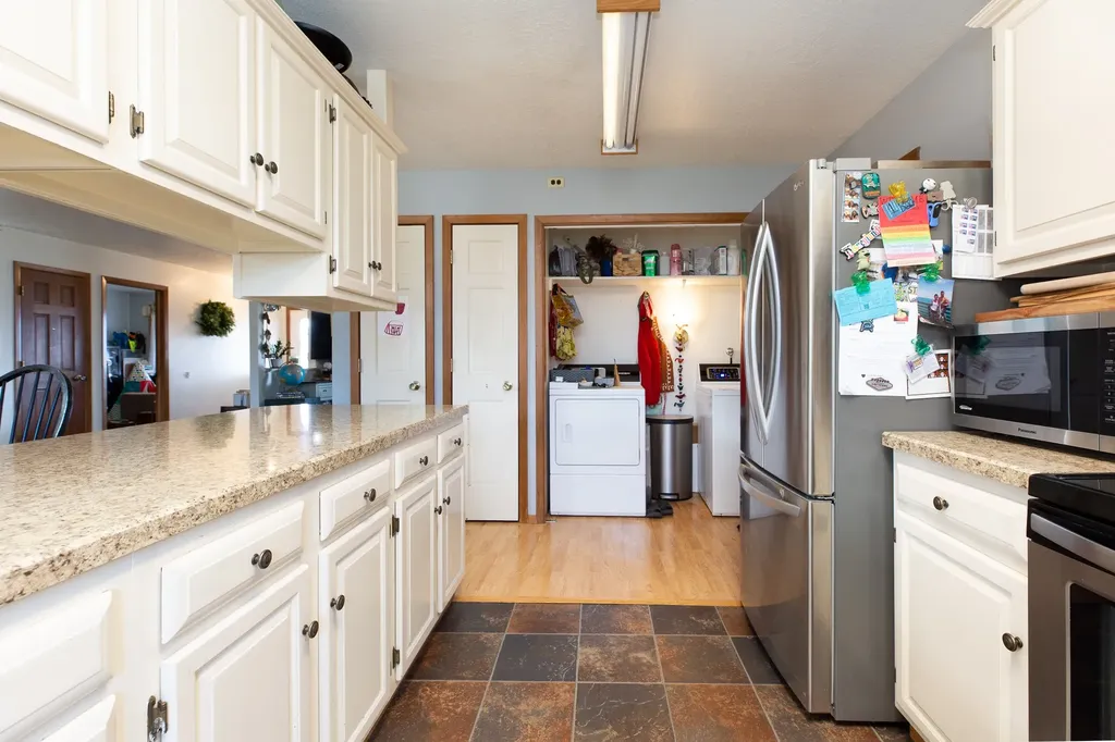 904 S Shoshone Loop Hamilton MT 59840