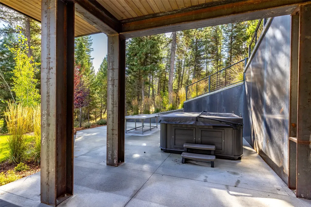 121 Whitefish Forest Loop Whitefish MT 59937