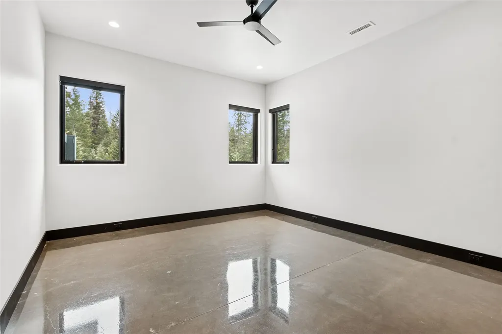 121 Whitefish Forest Loop Whitefish MT 59937